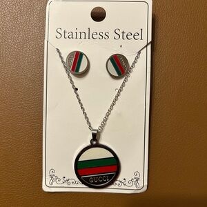 Gucci Green and Red Earrings and Necklace Set